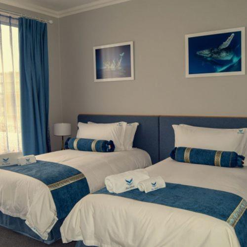 Blue Whale Hotels วัลวิสเบย์ ภายนอก รูปภาพ