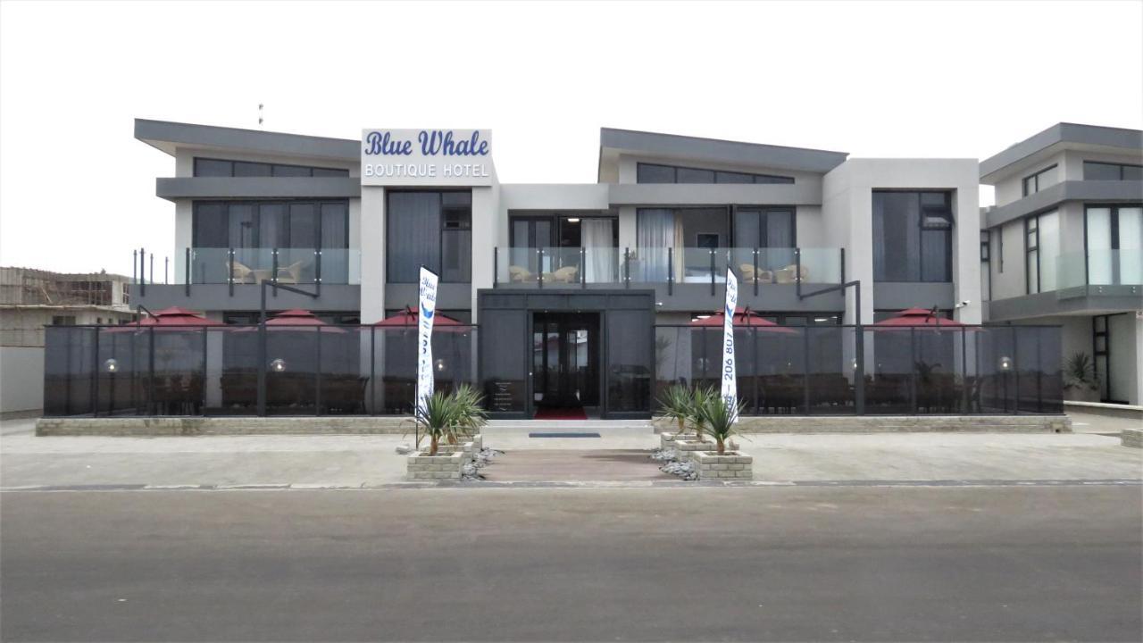 Blue Whale Hotels วัลวิสเบย์ ภายนอก รูปภาพ